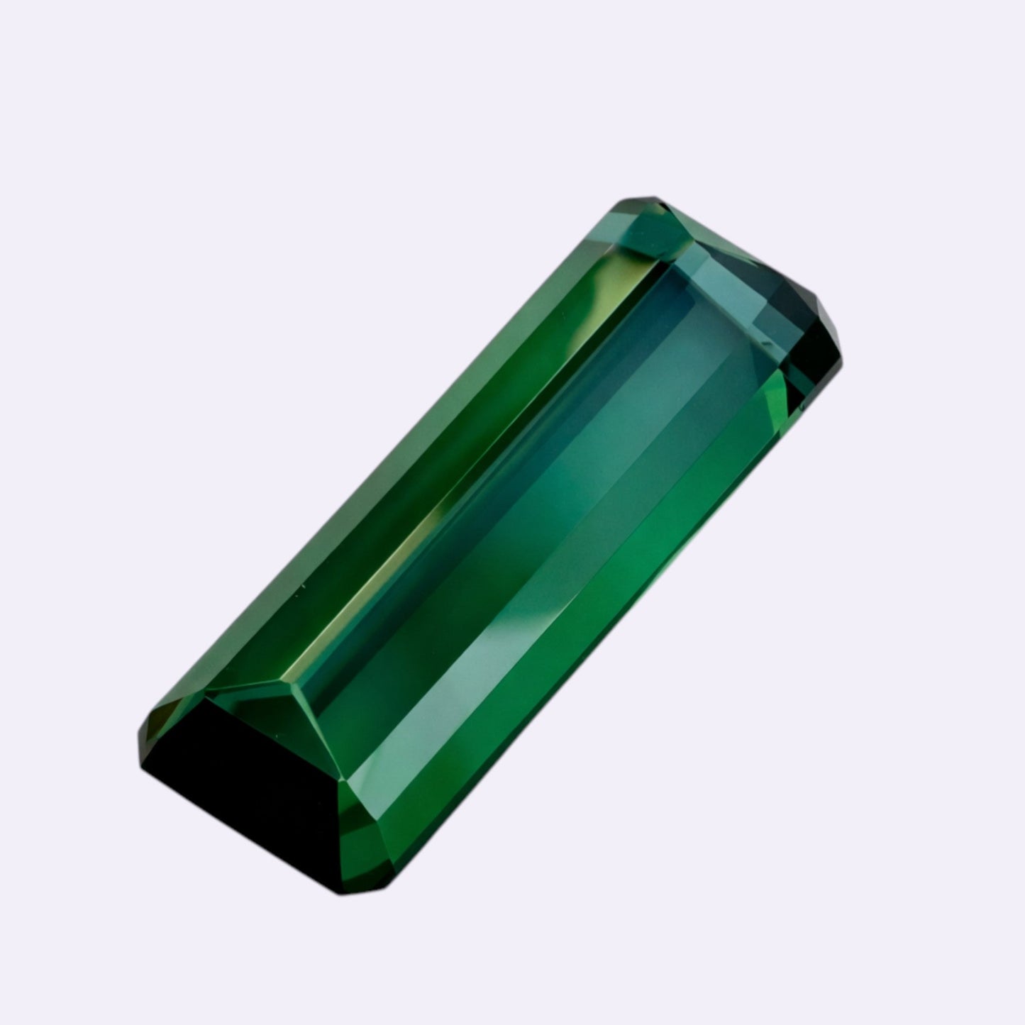 Natürlicher Turmalin – 16,78 ct | Rechteckiger Step Cut | Tiefgrün