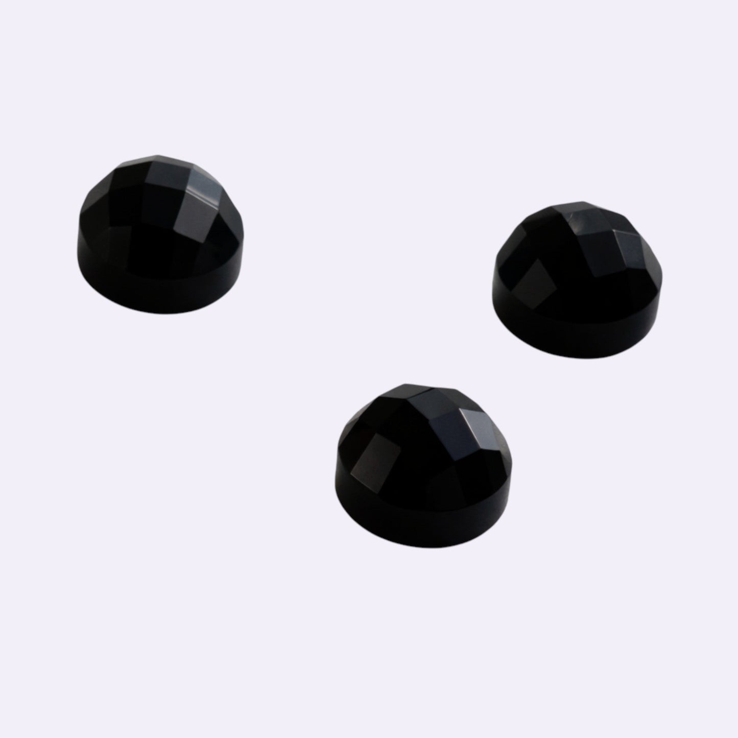 Natürlicher Onyx - 6 mm | Facettierter Cabochon | Tiefschwarz