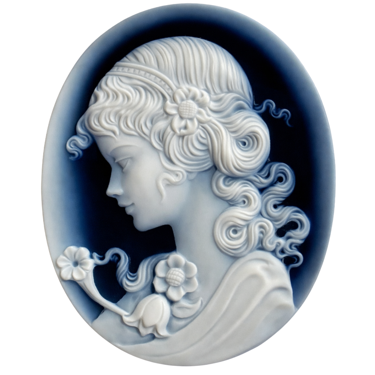 Achat-Gemme helles grau-blau bis weiß im Relief, tiefblauer Hintergrund, oval, als kunstvoll gearbeiteter Schmuckstein mit handgraviertem Motiv 'Mädchenkopf', 40x50 mm, für Sammler und Liebhaber besonderer Edelsteine.
