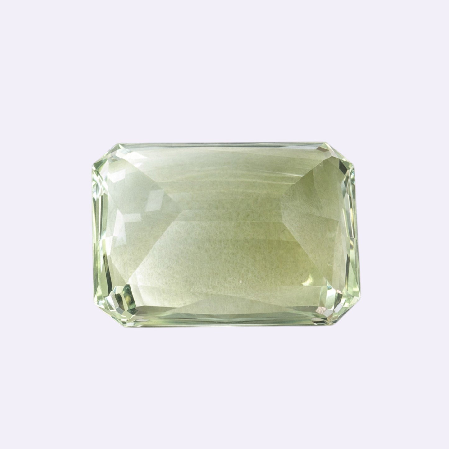 Natürlicher Beryll - 29,36 ct | Emerald Cut | Hellgrün
