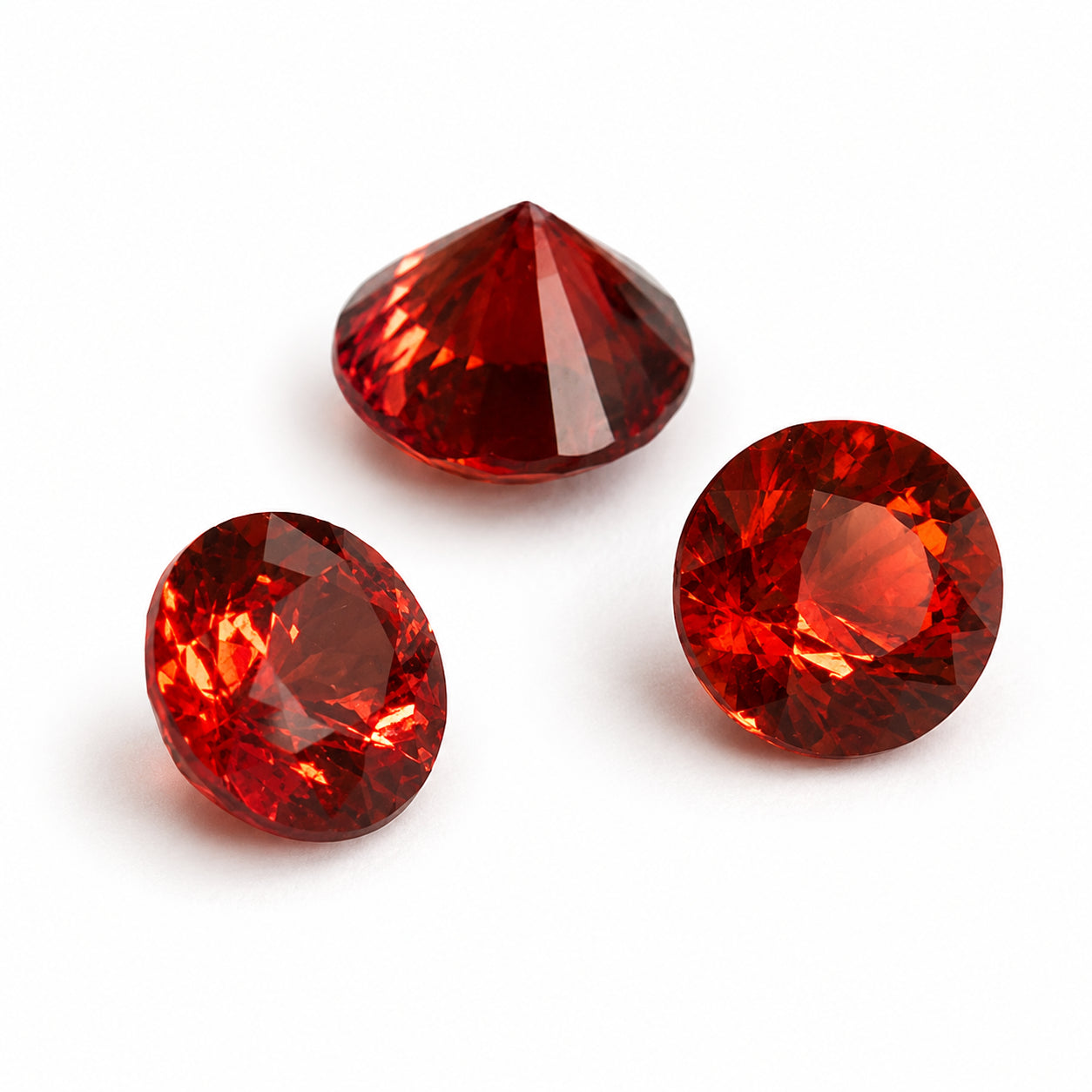 Natürlicher Saphir – ca. 0,17 ct | Rund facettiert | Dunkelorange