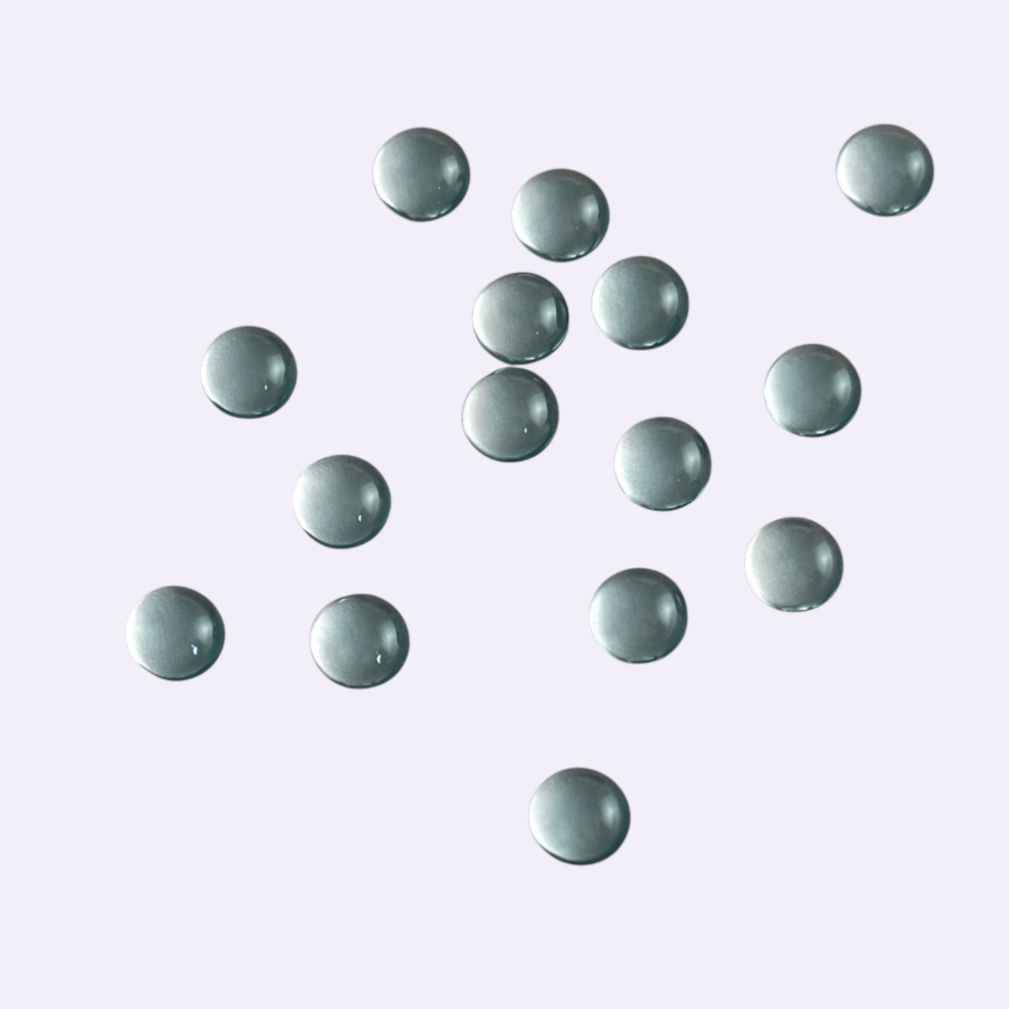 Natürlicher Apatit – 0,39 ct / Stück | Round Cabochon | Zartes Grünlich-Blau | Set aus 15 Stück