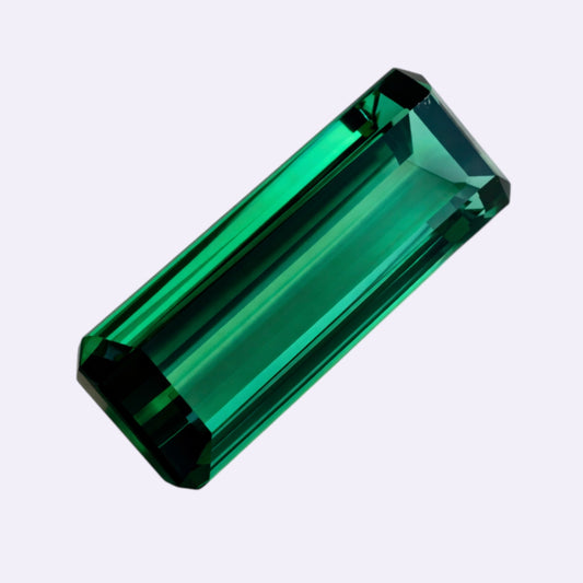 Natürlicher Turmalin – 16,78 ct | Rechteckiger Step Cut | Tiefgrün
