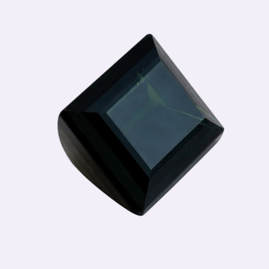 Natürlicher Turmalin – 10,77 ct | Square Cut | Tiefgrün