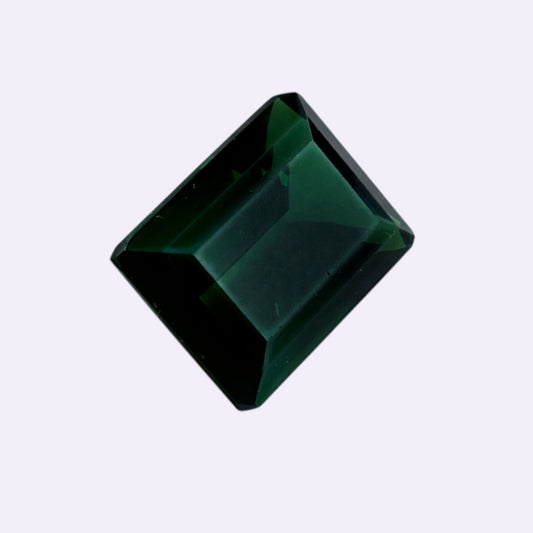 Natürlicher Turmalin – 8,74 ct | Rechteckiger Step Cut | Tiefgrün