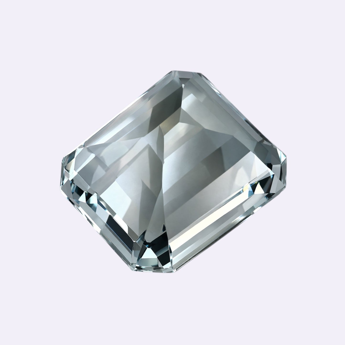 Natürlicher Beryll - 9,81 ct | Emerald Cut | Farblos bis Blassgrün
