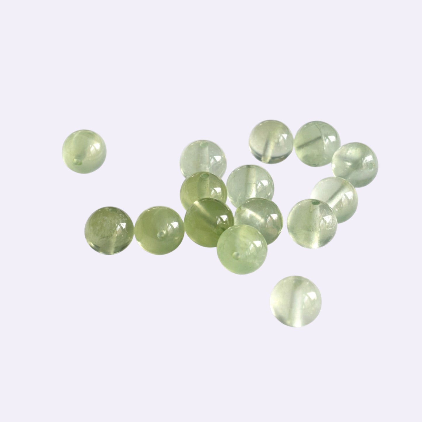 Natürlicher Prehnit – ca. 9–9,5 mm | Kugel | Hellgrün | Gelocht