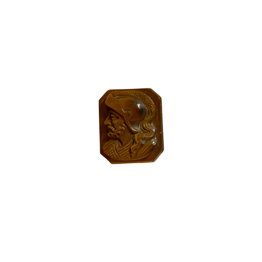 Tigerauge-Gemme goldbraun, Oktagon, als kunstvoll gearbeiteter Schmuckstein mit handgraviertem Motiv 'Bärtiger Mann mit Helm', 14x12 mm, für Sammler und Liebhaber besonderer Edelsteine.