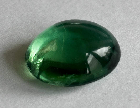 Natürlicher Fluorit – 9,05 ct | Oval Cabochon | Grün