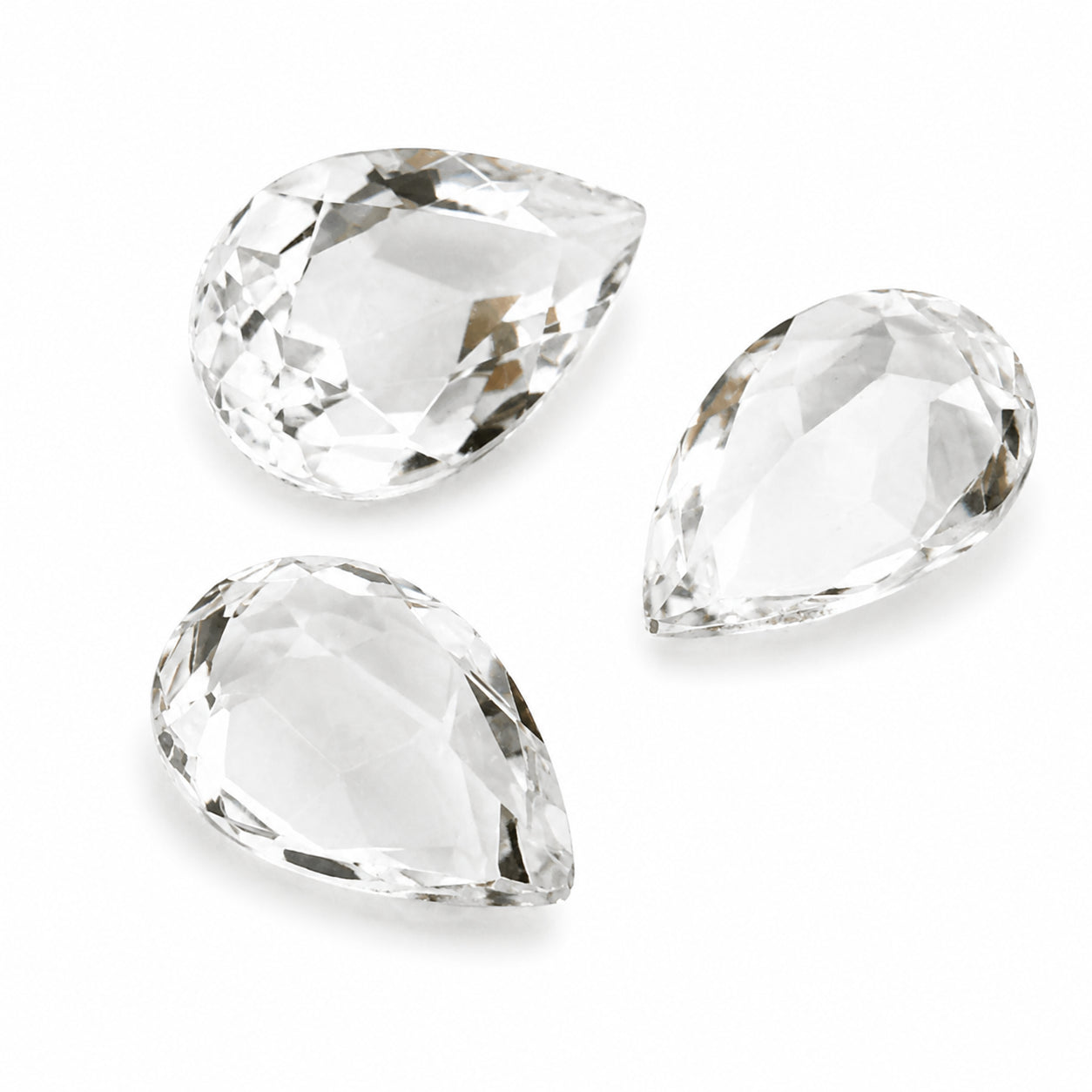 Natürlicher Bergkristall - 5,40 ct | Spitzer Tropfenschliff, facettiert | Farblos