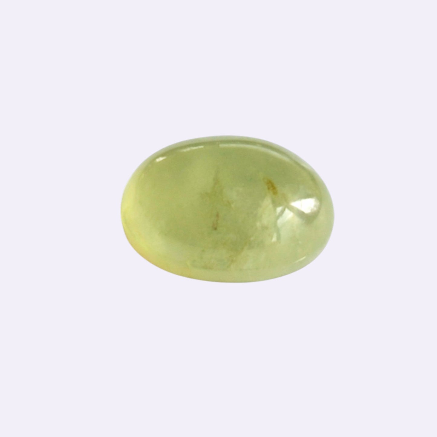 Natürlicher Prehnit – 4,61 ct | Oval Cabochon | Hellgrün | auf Perlmutt