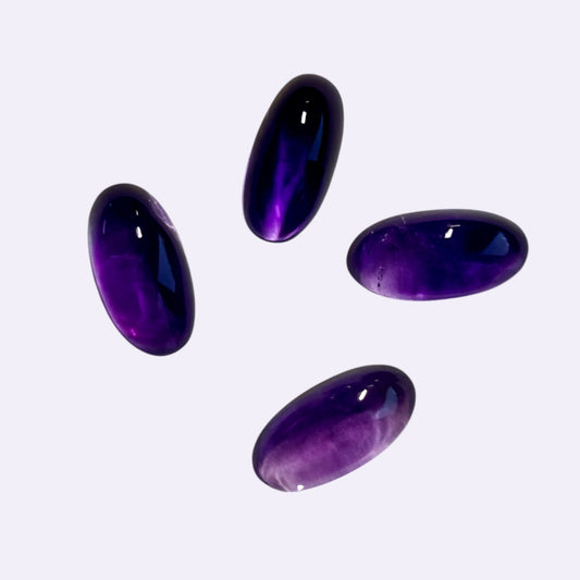 Natürlicher Amethyst - 12 x 7 mm | Oval Cabochon | Violett