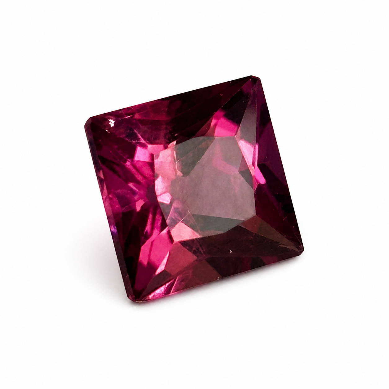 Natürlicher Turmalin - 2,57 ct | Princess Cut | Intensivrosa