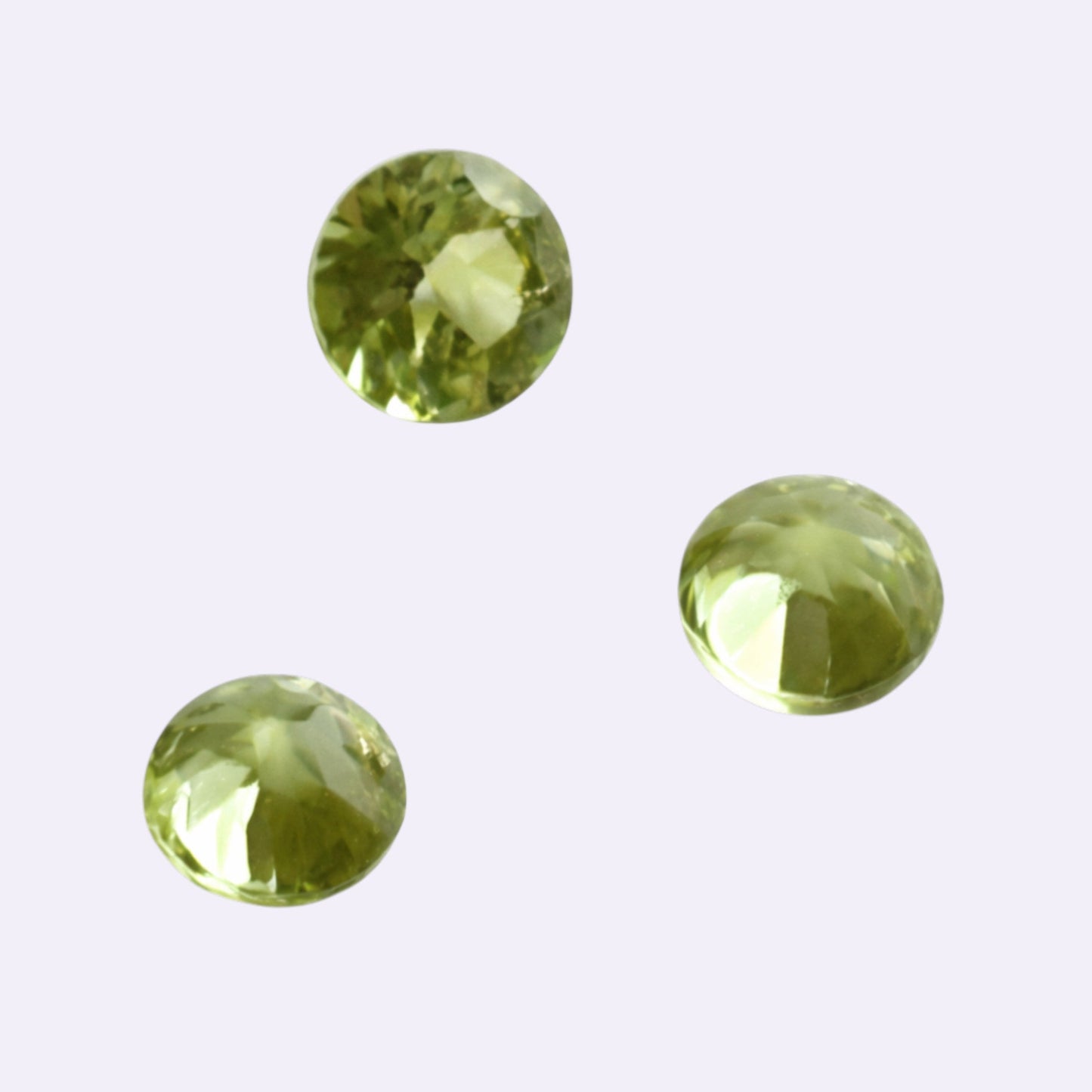 Natürlicher Peridot – ca. 0,12 ct | Rund | Grün