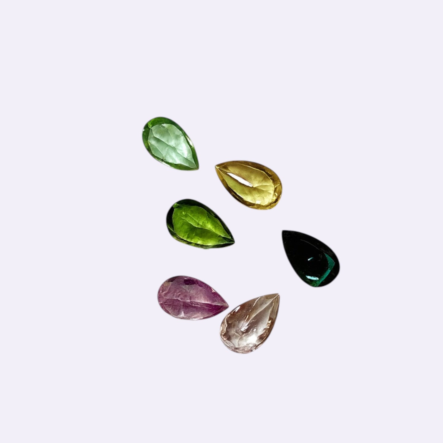 Natürlicher Turmalin – ca. 5 x 3 mm | Pear Cut | Verschiedene Farben (Dieser Artikel wird einzeln verkauft.)