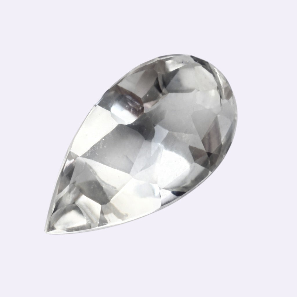 Natürlicher Topas – ca. 2,66 ct | Tropfen spitz Buff-Top | Farblos