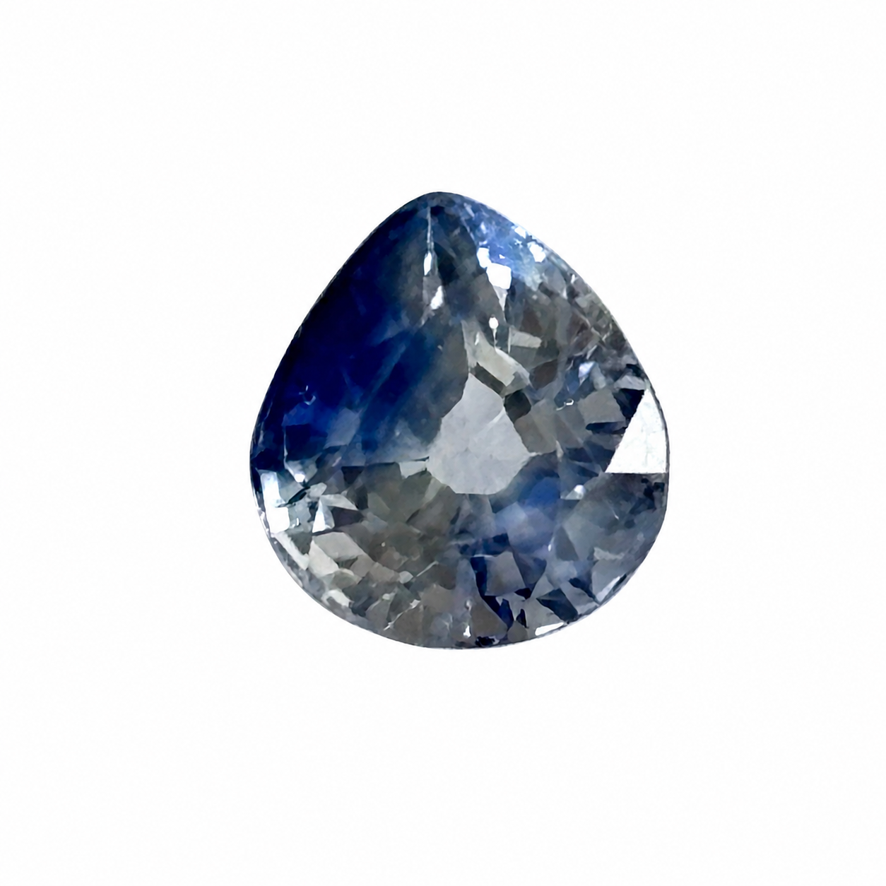 Detailaufnahme eines natürlichen blauen Saphir, Pear Mixed Cut, 1,59 ct, zertifizierter Edelstein für hochwertigen Schmuck.