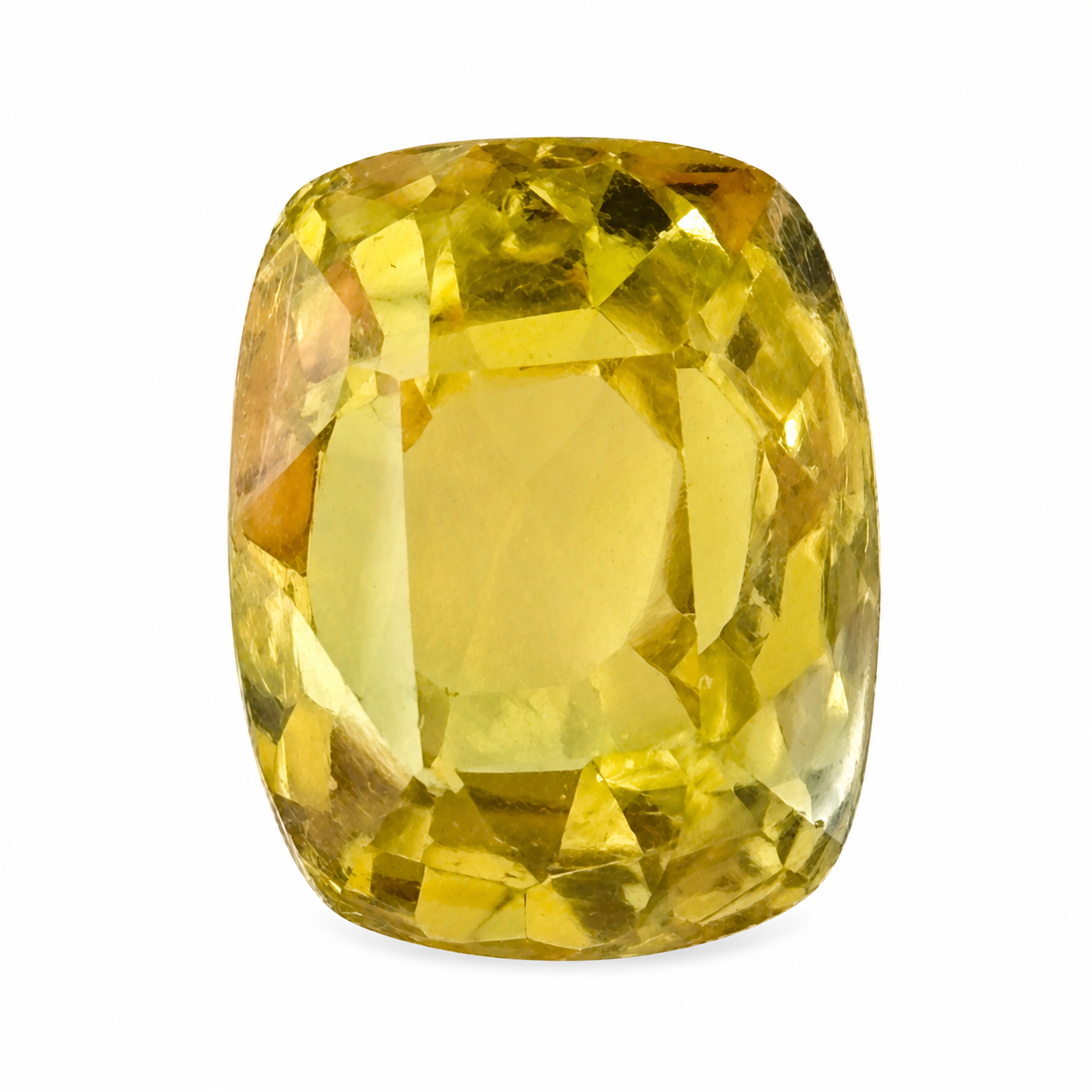 Natürlicher tief grünlich-gelber Chrysoberyll, Cushion Mixed Cut, 4,98 ct, zertifizierter Edelstein für hochwertigen Schmuck, Detailaufnahme.
