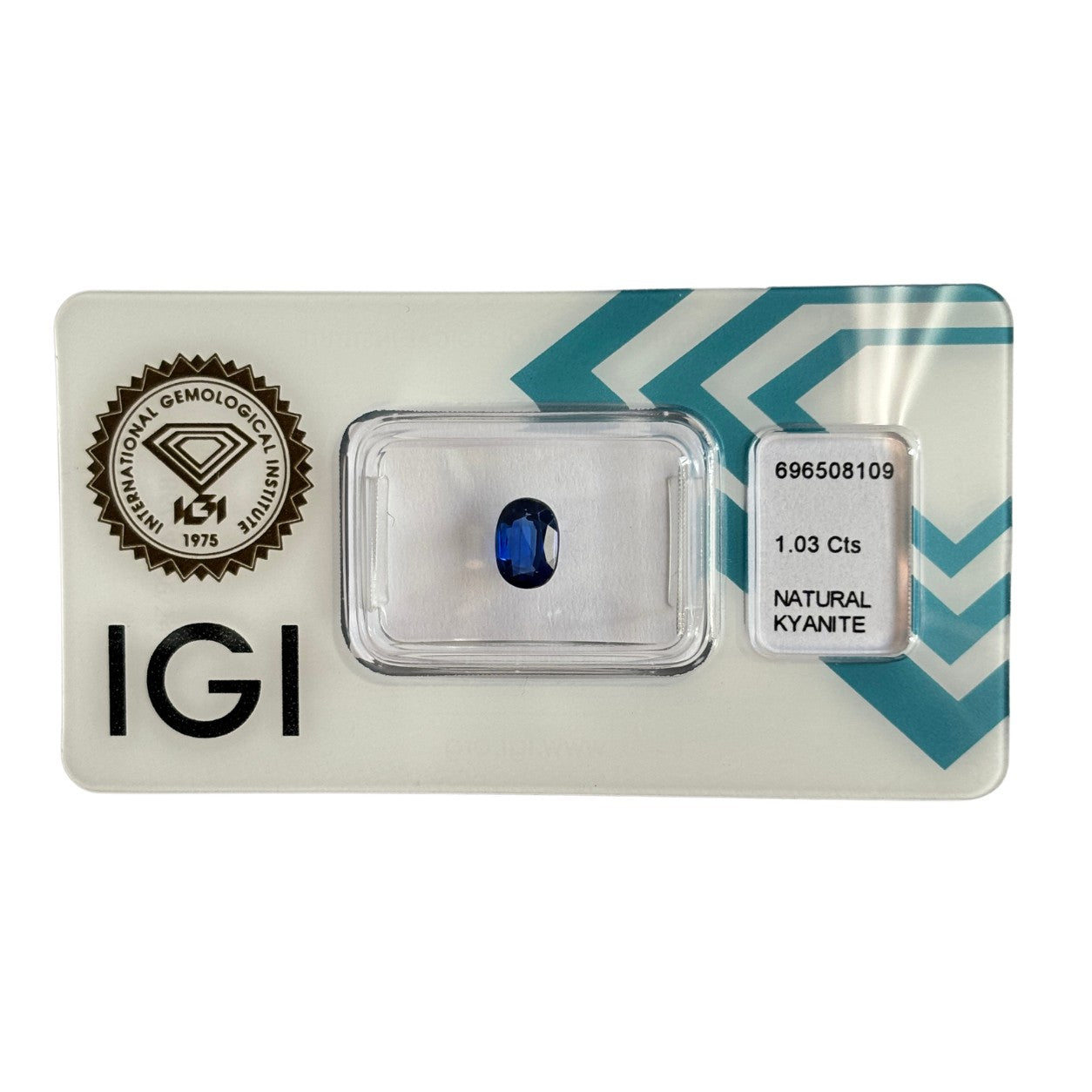 Natürlicher tiefblauer Kyanit, oval Mixed Cut, 1,03 ct, zertifizierter Edelstein für hochwertigen Schmuck.