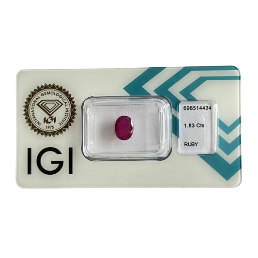 Natürlicher tief purpur-roter Rubin, Oval Mixed Cut, 1,83 ct, zertifizierter Edelstein für hochwertigen Schmuck