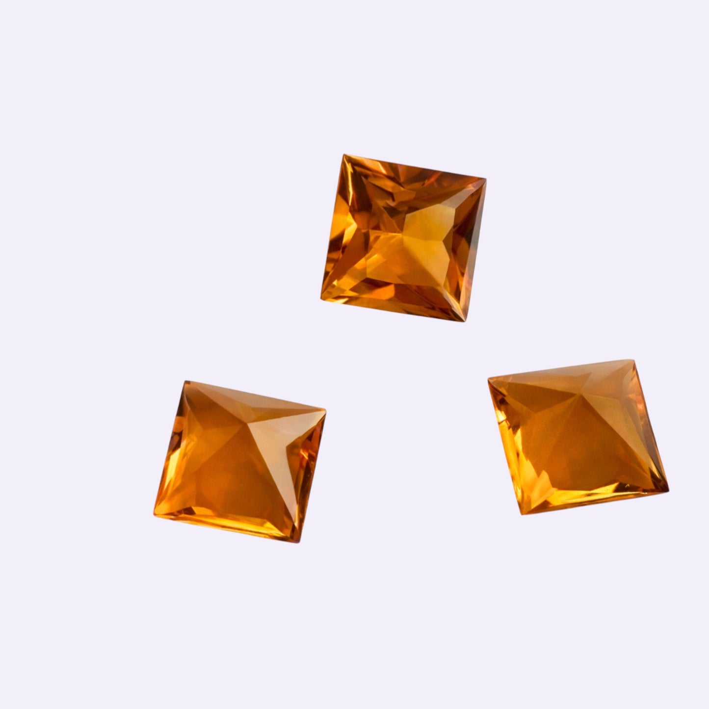 Natürlicher Citrin – ca. 0,96 ct | Princess Cut | Goldgelb