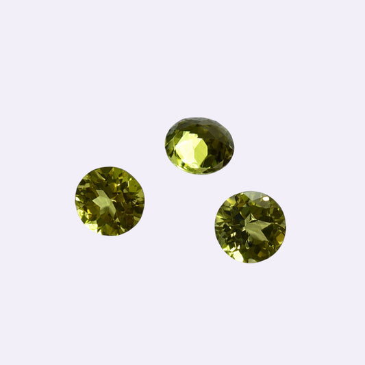 Natürlicher Peridot – ca. 0,24 ct | Rund | Hellgrün