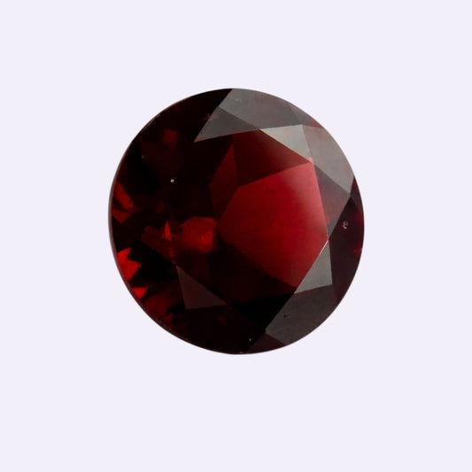 Natürlicher Granat – 6,64 ct | Rund | Dunkelrot