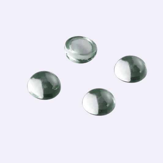 Natürlicher Apatit – ca. 0,09 ct | Round Cabochon | Zart Aquagrün