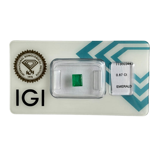 Natürlicher tiefgrüner Smaragd, Rectangular Step Cut, 0,87 ct, zertifizierter Edelstein für hochwertigen Schmuck.