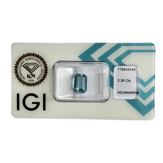 Natürlicher tief grün-blauer Aquamarin, Oktagon Emerald Cut, 2,36 ct, zertifizierter Edelstein für hochwertigen Schmuck.