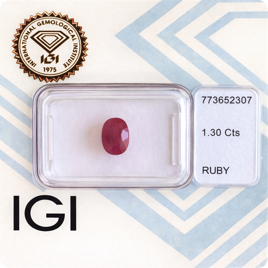 Natürlicher Rubin – 1,30 ct | Oval Mixed Cut | Purpur Rosa-Rot