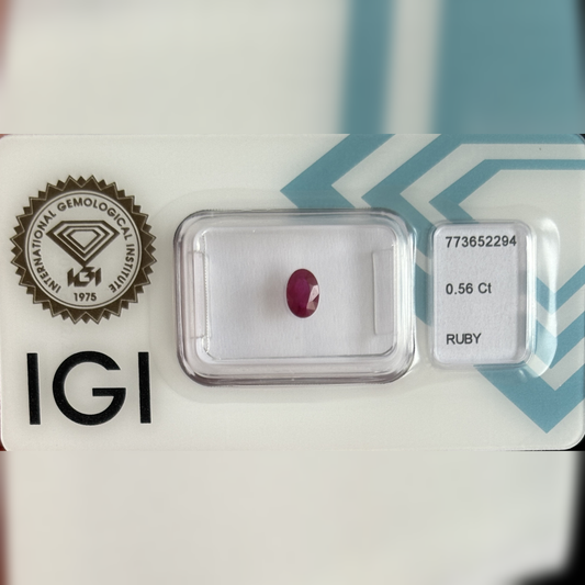 Natürlicher Rubin – 0,56 ct | Oval Mixed Cut | Tief Purpurrot