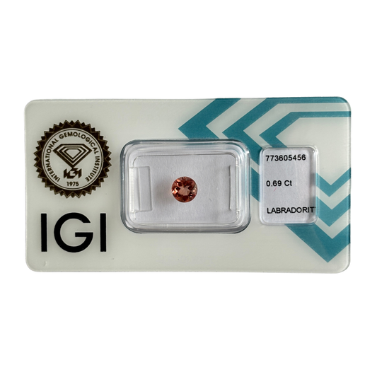 Natürlicher tief rosa-oranger Labradorit, rund Mixed Cut, 0,69 ct, zertifizierter Edelstein für hochwertigen Schmuck.