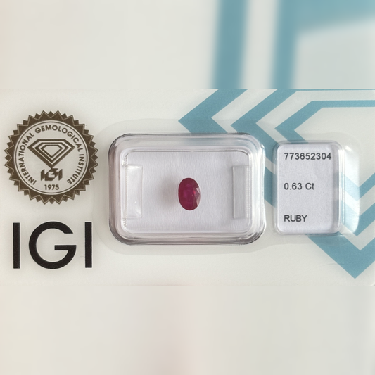 Natürlicher Rubin - 0,63 ct | Oval Mixed Cut | Tief Purpur Rosa-Rot
