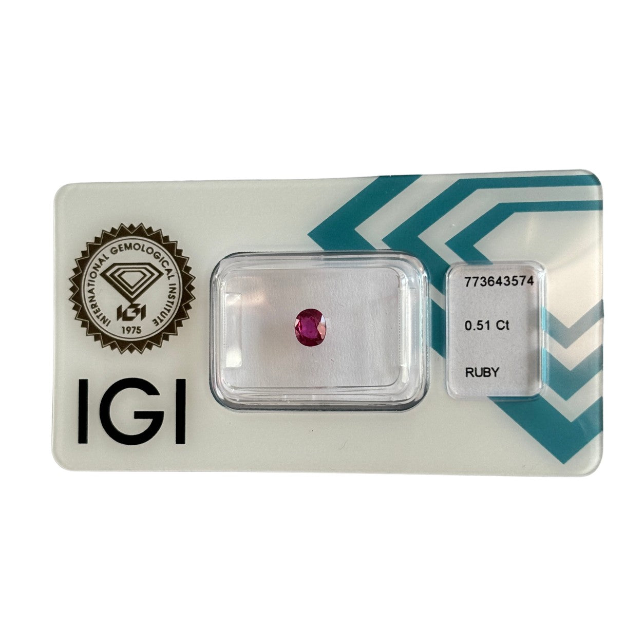 Natürlicher purpur-roter Rubin, Oval Mixed Cut, 0,51 ct, zertifizierter Edelstein für hochwertigen Schmuck.