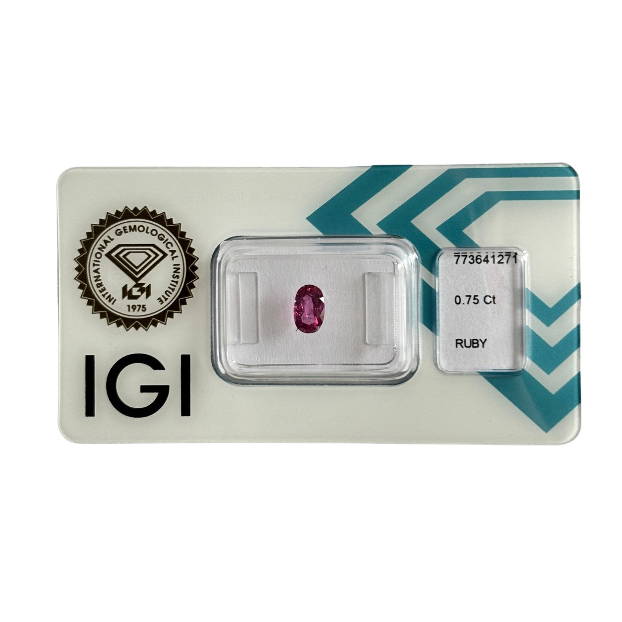 Natürlicher purpur-roter Rubin, Oval Mixed Cut, 0,75 ct, zertifizierter Edelstein für hochwertigen Schmuck.