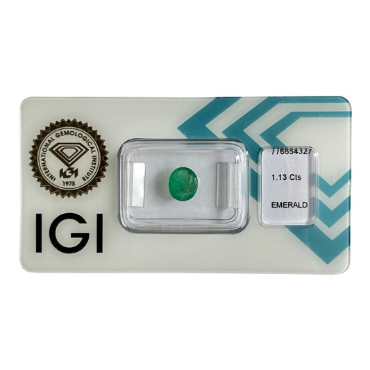 Natürlicher grüner Smaragd, Oval Mixed Cut, 1,13 ct, zertifizierter Edelstein für hochwertigen Schmuck.