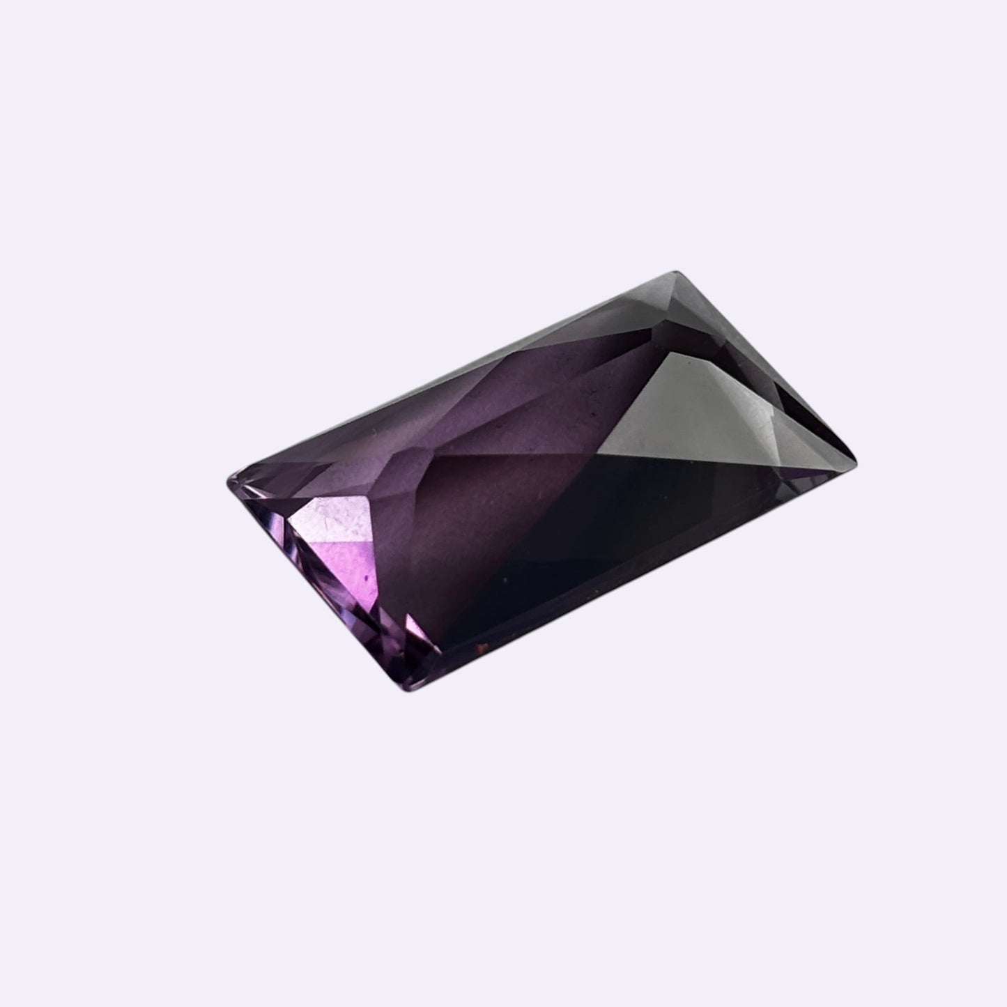 Natürlicher Amethyst - ca. 13,56 ct | Baguette facettiert | Violett