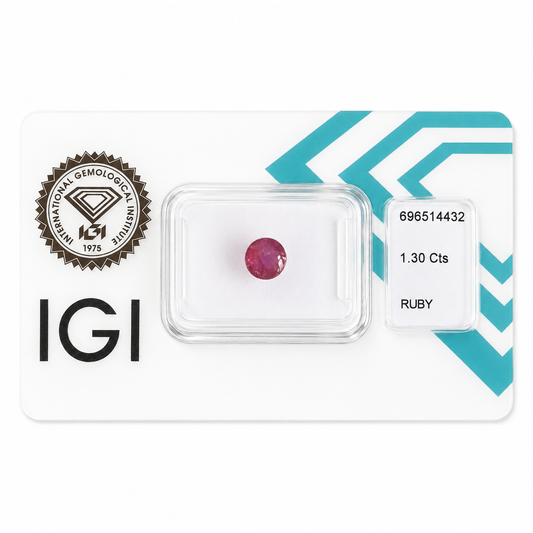 Natürlicher Rubin – 1,30 ct | Round Cabochon | Deep Purple-Red