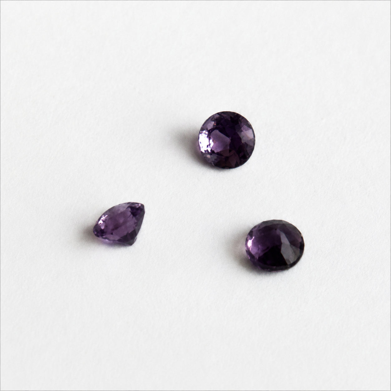 Natürlicher Amethyst - ca. 0,01 ct | Rund facettiert | Hellviolett