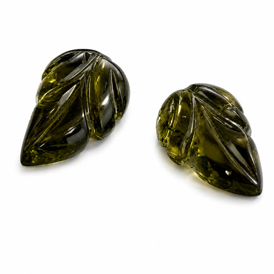 Natürlicher Turmalin - 2,36 ct gesamt | Blatt graviert Paar | Olivgrün