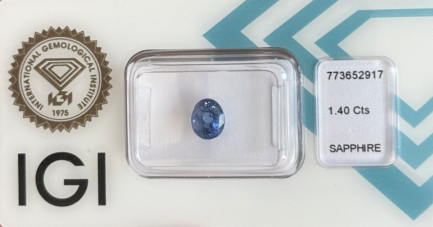 Natürlicher Saphir – 1,40 ct | Oval Brilliant | Tiefblau