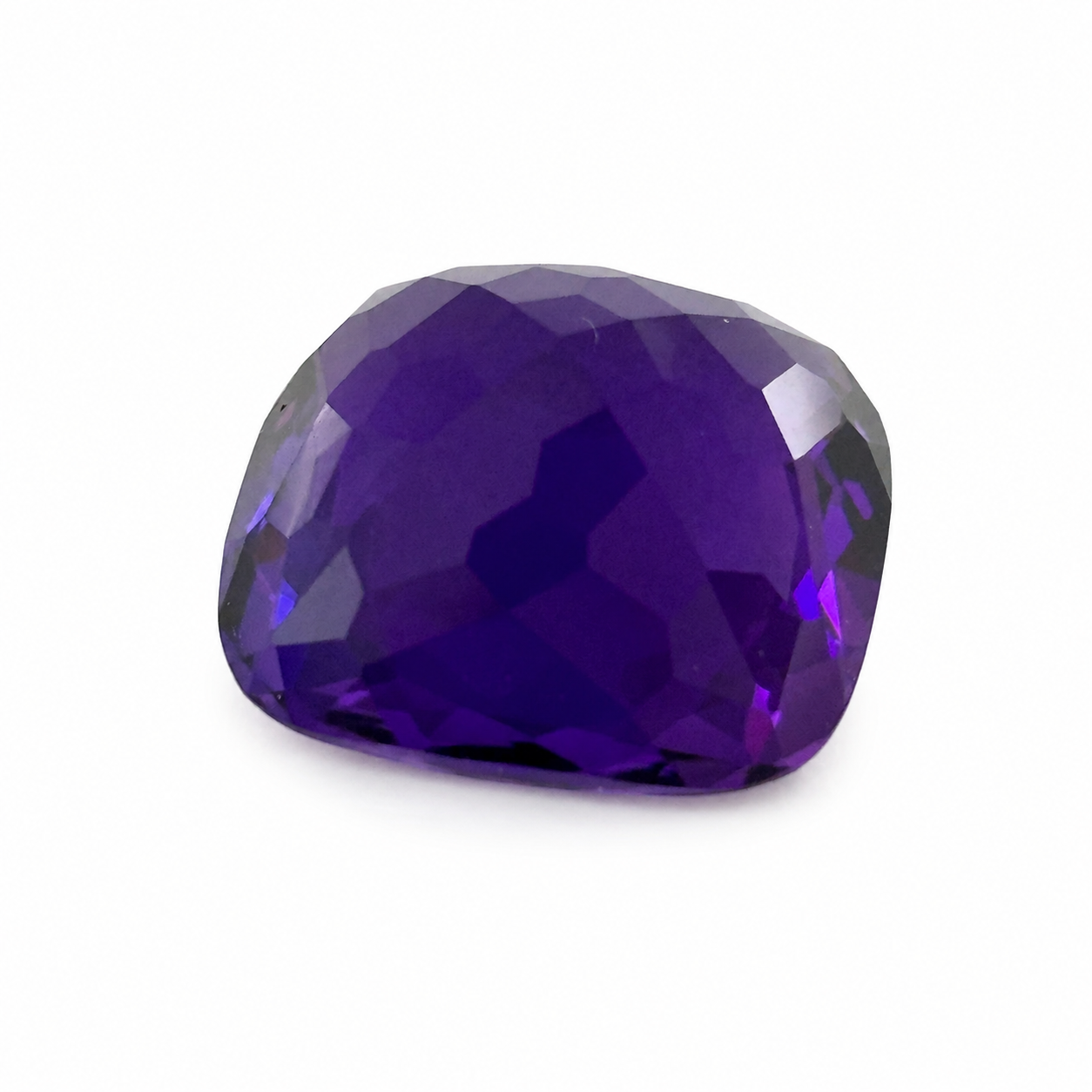 Natürlicher Amethyst tief purpur im Square Cushion Mixed Cut, 22,94 ct, zertifizierter Edelstein für hochwertigen Schmuck., in zweiter Ansicht.